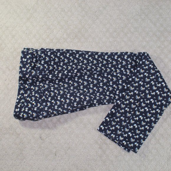 Banana Republic Size 2 Sloan Fit Mid Rise Cropped Pants - Picture 2 of 6